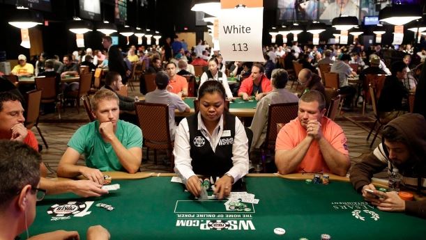 Ante Up: Online Poker’s Unparalleled Excitement and Strategy