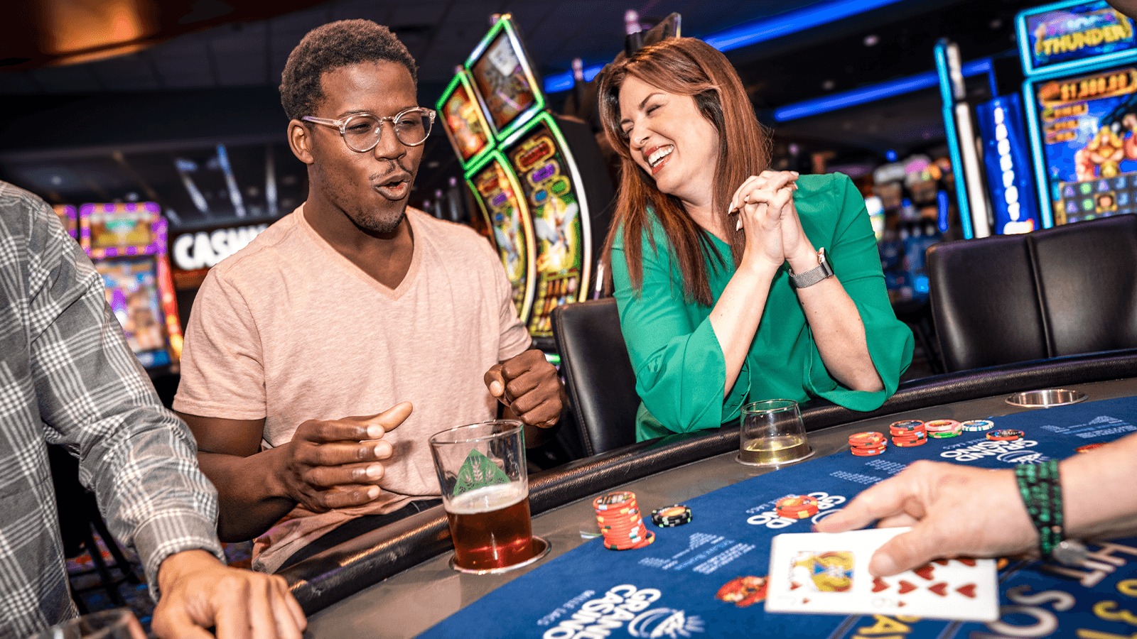 Online Casino Gaming: A Thriving Digital Entertainment Revolution
