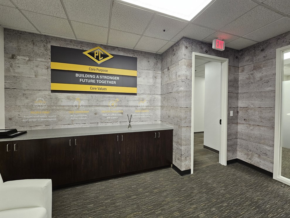 Can Custom Wall Signs Improve Richmond VA Branding?